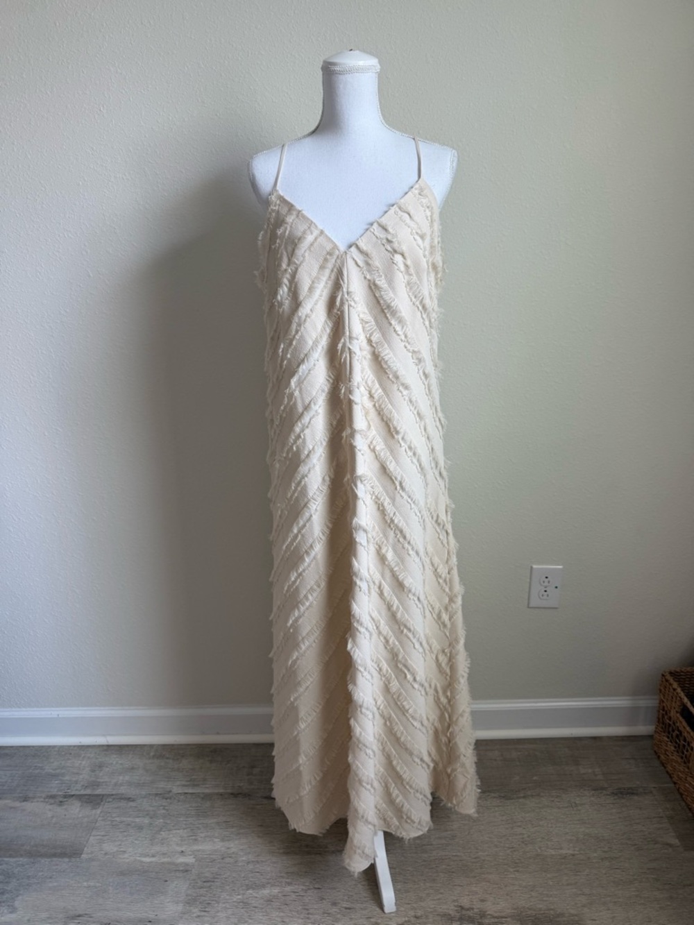 H&M Cream Textured Maxi Slip Dress - Picture 7 of 11